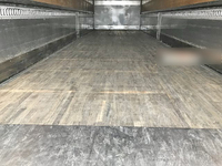 UDトラックスクオンアルミウイング大型（10t）[写真09]