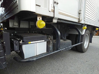 三菱ふそうキャンターアルミバン小型（2t・3t）[写真17]