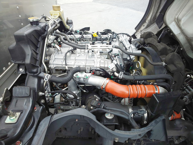 三菱ふそうキャンターアルミバン小型（2t・3t）[写真27]