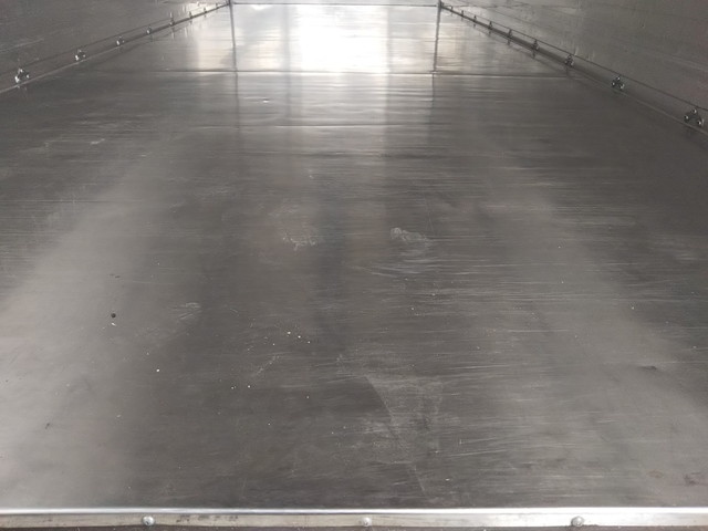 日野レンジャーアルミウイング中型（4t）[写真14]