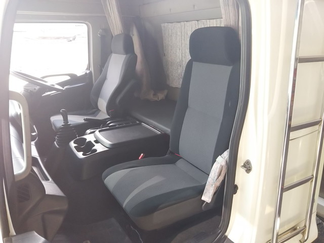 日野レンジャーアルミウイング中型（4t）[写真27]