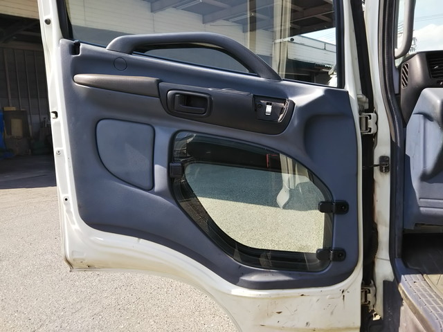 日野レンジャーユニック3段中型（4t）[写真28]