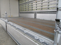 三菱ふそうファイターアルミウイング中型（4t）[写真12]