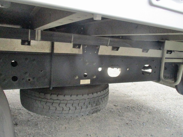 三菱ふそうファイターアルミウイング中型（4t）[写真24]