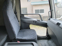 三菱ふそうファイターアルミウイング中型（4t）[写真32]