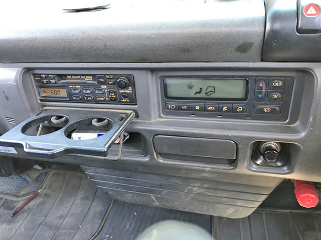 いすゞエルフクレーン4段小型（2t・3t）[写真27]