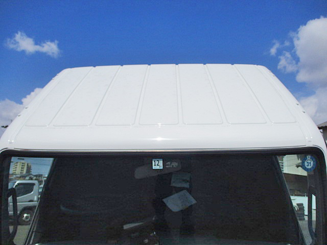 三菱ふそうキャンター平ボディ小型（2t・3t）[写真11]