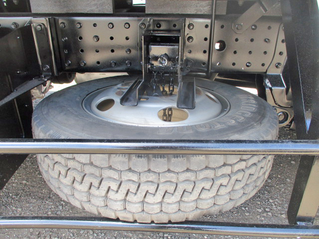 三菱ふそうキャンター平ボディ小型（2t・3t）[写真20]