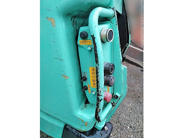 いすゞエルフパッカー車（塵芥車）小型（2t・3t）[写真18]