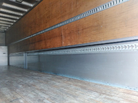 いすゞギガアルミウイング大型（10t）[写真14]