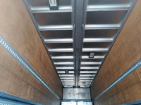 いすゞギガアルミウイング大型（10t）[写真15]