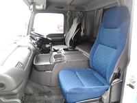 いすゞギガアルミウイング大型（10t）[写真30]