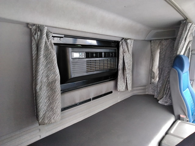 いすゞギガアルミウイング大型（10t）[写真33]