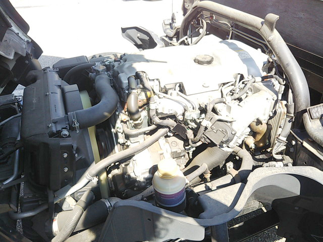 三菱ふそうキャンター平ボディ小型（2t・3t）[写真14]