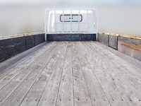 三菱ふそうキャンター平ボディ小型（2t・3t）[写真06]