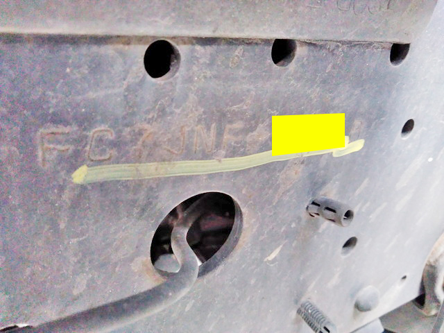 日野レンジャー幌ウイング中型（4t）[写真19]