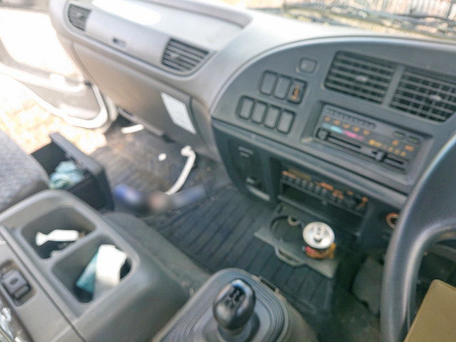 いすゞフォワードセーフティクレーン4段中型（4t）[写真22]