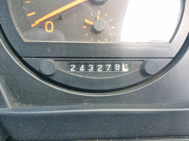 いすゞフォワードセーフティクレーン4段中型（4t）[写真24]