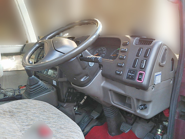 三菱ふそうローザマイクロバス[写真17]