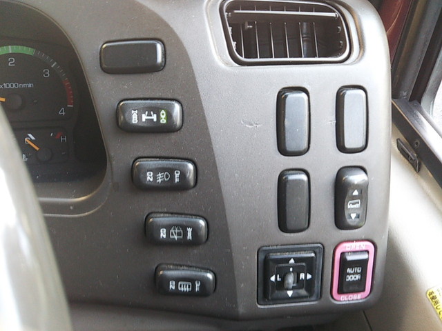 三菱ふそうローザマイクロバス[写真19]