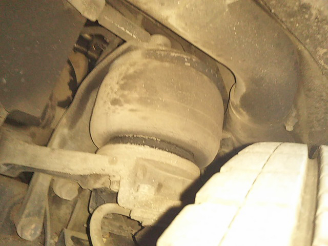 三菱ふそうローザマイクロバス[写真29]