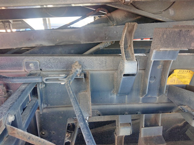 日野プロフィアダンプ大型（10t）[写真15]