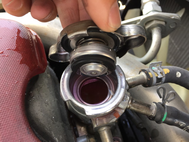 日野デュトロ冷凍車（冷蔵車）小型（2t・3t）[写真24]