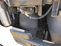 UDトラックスクオントレーラーヘッド（トラクターヘッド）大型（10t）[写真20]