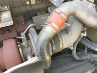 UDトラックスクオントレーラーヘッド（トラクターヘッド）大型（10t）[写真25]