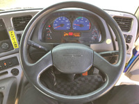 UDトラックスクオントレーラーヘッド（トラクターヘッド）大型（10t）[写真29]