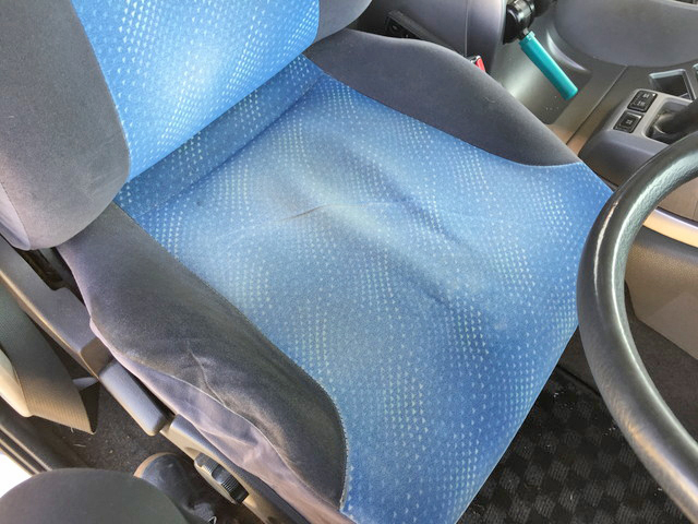 UDトラックスクオントレーラーヘッド（トラクターヘッド）大型（10t）[写真31]