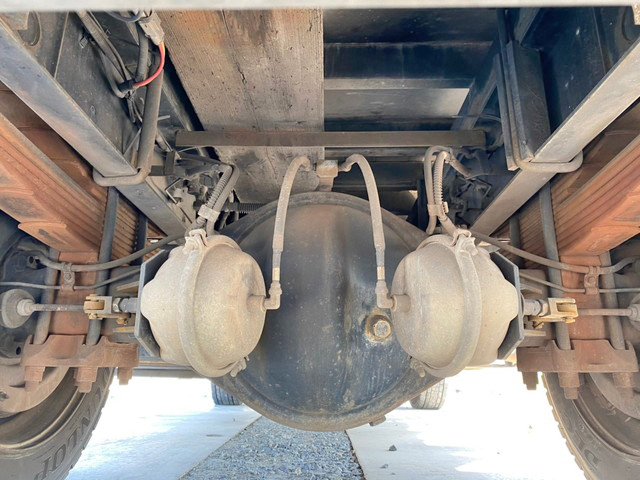 UDトラックスコンドルクレーン4段増トン（6t・8t）[写真27]