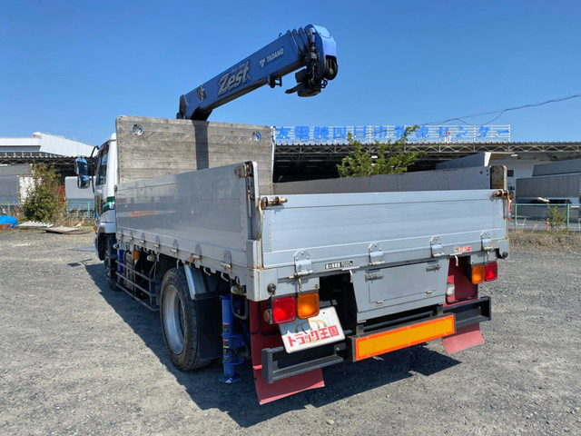 UDトラックスコンドルクレーン4段増トン（6t・8t）[写真04]