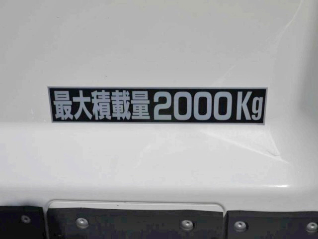 いすゞエルフ平ボディ小型（2t・3t）[写真10]