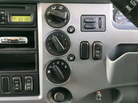 三菱ふそうファイターユニック3段中型（4t）[写真36]