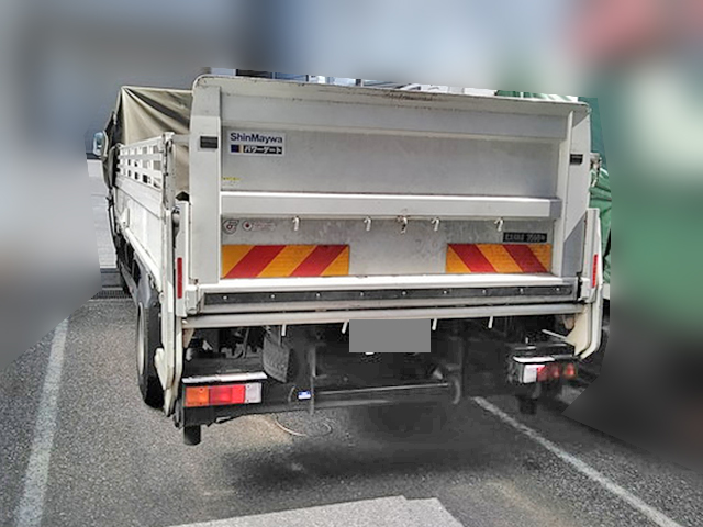 三菱ふそうキャンター平ボディ小型（2t・3t）[写真04]