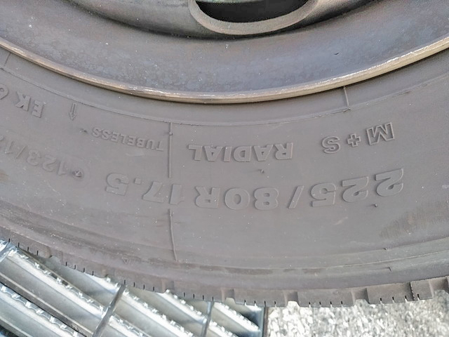 三菱ふそうキャンター平ボディ小型（2t・3t）[写真09]