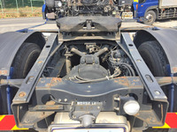 UDトラックスクオントレーラーヘッド（トラクターヘッド）大型（10t）[写真10]