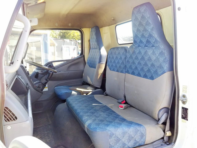 三菱ふそうキャンタークレーン4段小型（2t・3t）[写真33]