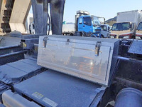 いすゞギガダンプ大型（10t）[写真13]