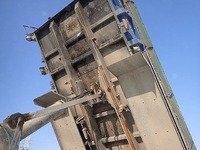 いすゞギガダンプ大型（10t）[写真15]