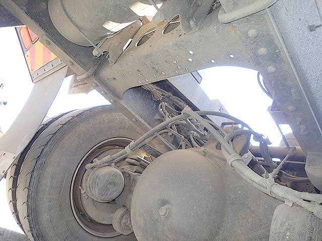 いすゞギガダンプ大型（10t）[写真26]