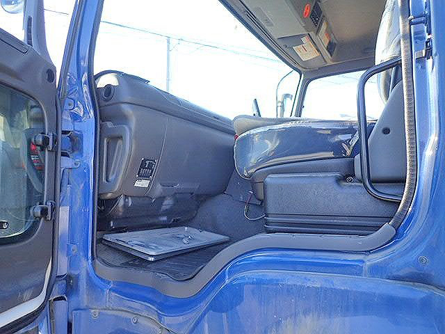 いすゞギガダンプ大型（10t）[写真33]