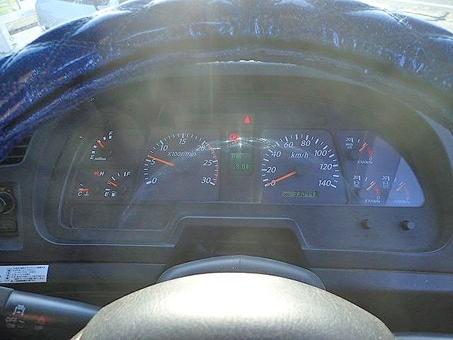 いすゞギガダンプ大型（10t）[写真37]