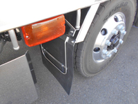 三菱ふそうスーパーグレートセルフクレーン4段大型（10t）[写真15]