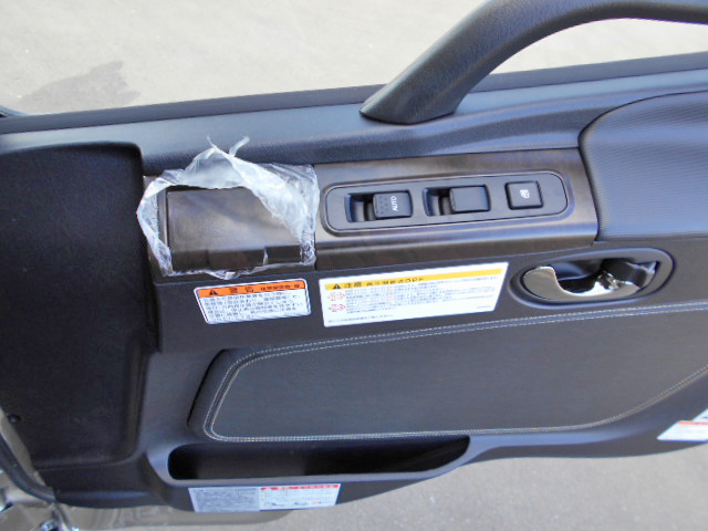 三菱ふそうスーパーグレートセルフクレーン4段大型（10t）[写真25]