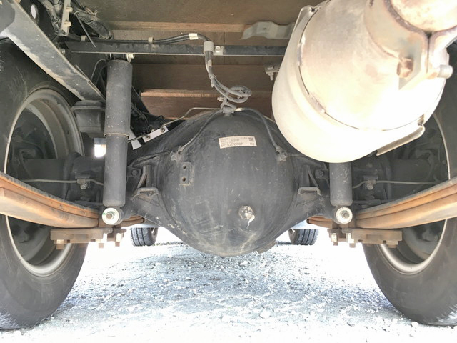 三菱ふそうキャンター平ボディ小型（2t・3t）[写真20]