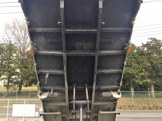 日野レンジャー深ダンプ（土砂禁ダンプ）増トン（6t・8t）[写真20]