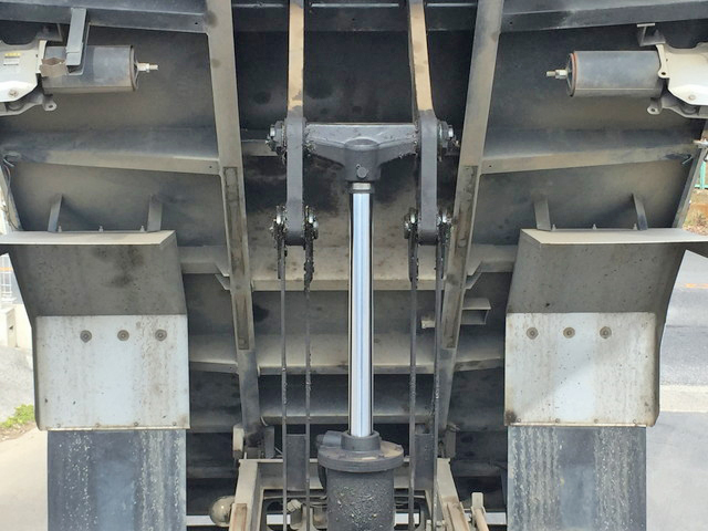 日野レンジャー深ダンプ（土砂禁ダンプ）増トン（6t・8t）[写真21]