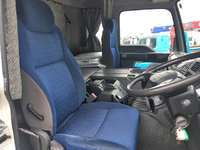 いすゞギガ冷蔵冷凍ウイング大型（10t）[写真28]